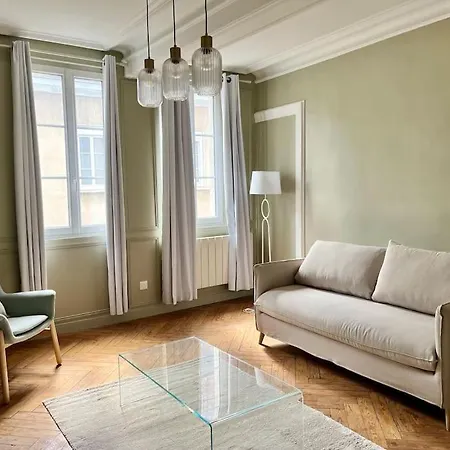 Emeraude Apartment Rouen